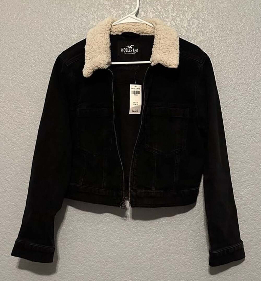 NEW Hollister Sherpa Collared Trucker Denim Jacket Size M Black